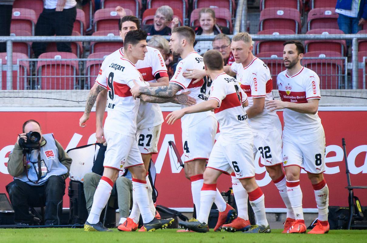 开云体育平台APP-包含斯图加特客场大胜保住德甲资格确保留在联赛主舞台的词条