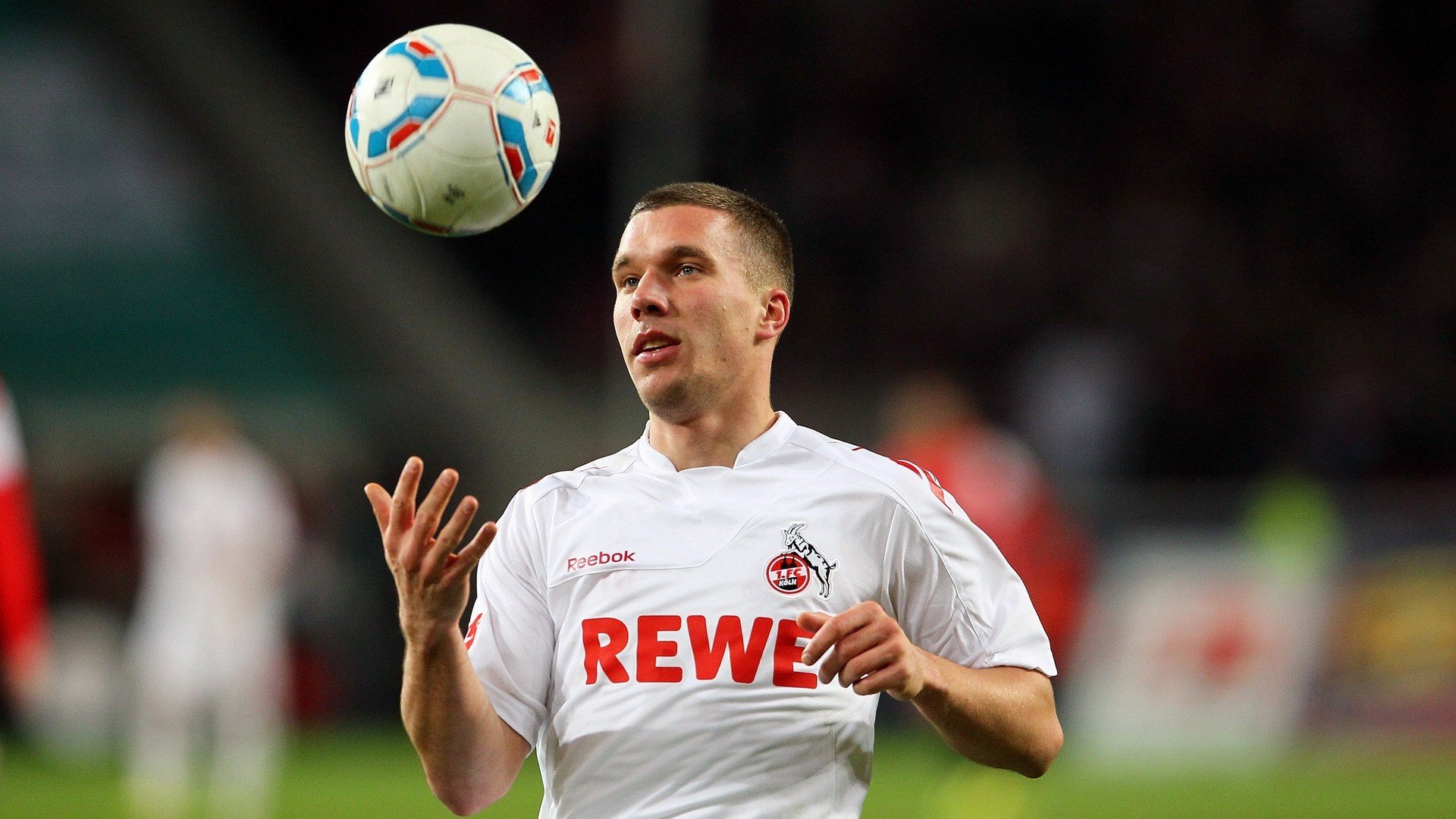 意甲焦点战与国王的加冕，当绿茵场的热火被国王带走