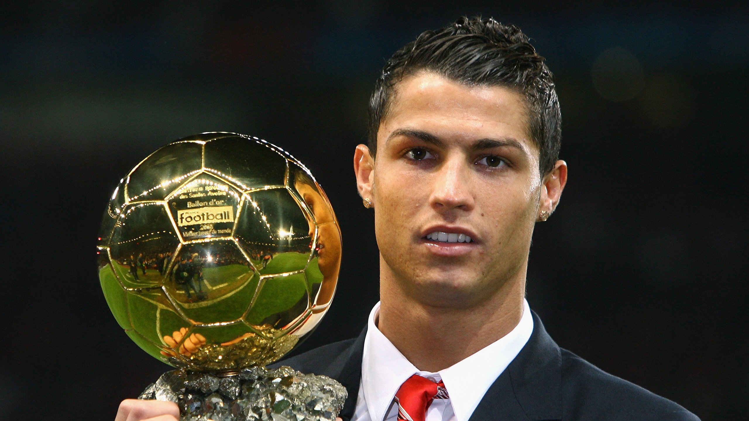 开云体育登录-奥纳纳一夫当关！巴黎险胜贝蒂斯，大场面先生再度定义关键战