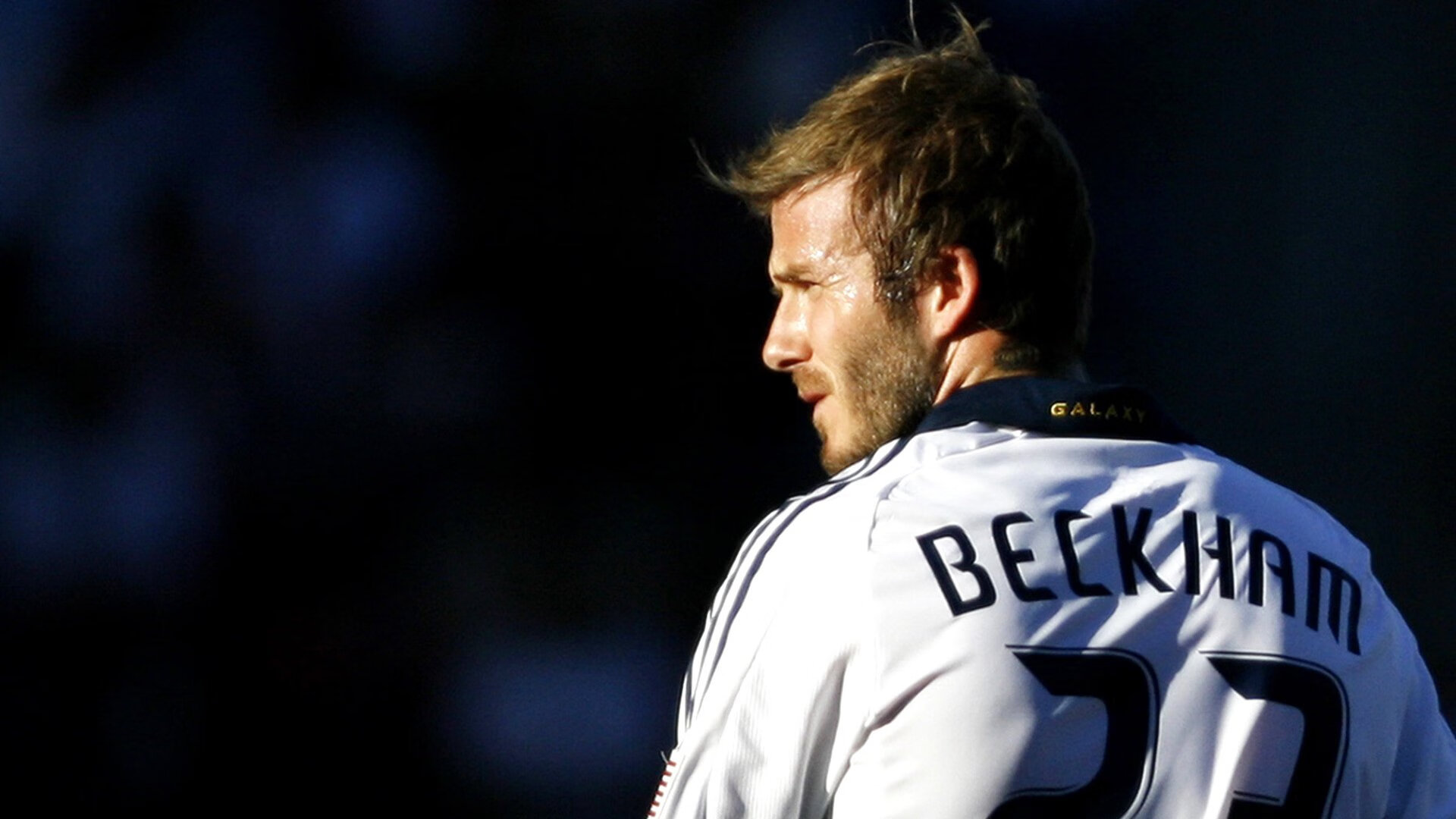 西甲国家德比之夜，马丁内利刷新纪录，见证新王诞生