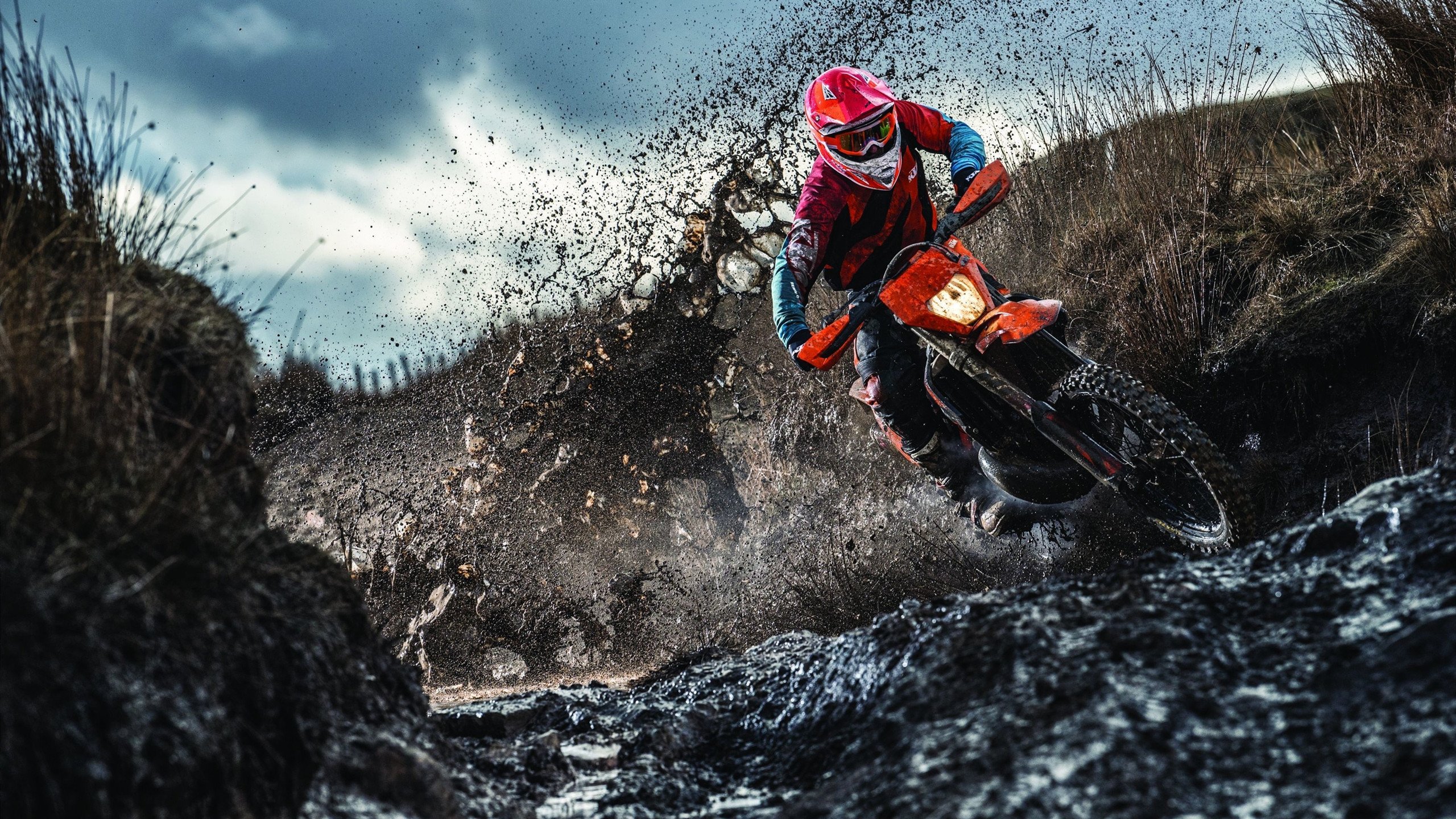 开云体育中国-当皮克接管欧冠半决赛时，喀麦隆已提前终结卡塔尔的悬念